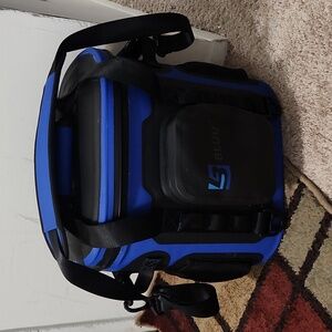 BLUU INSULATED 20 QUART COOLER